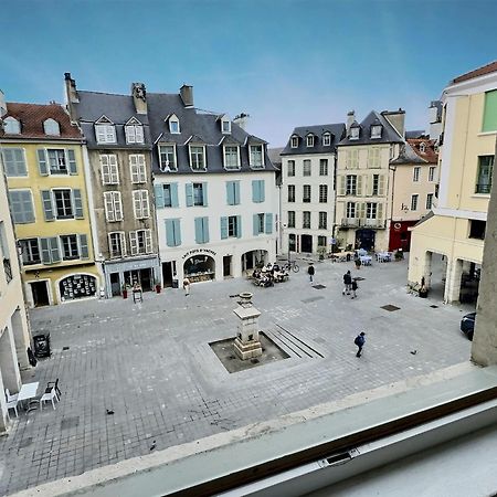 Wonderhost, Bois Et Pierre En Coeur De Ville Pau Kültér fotó